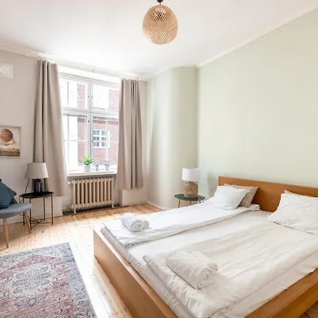 2ndhomes Bright 125m2 4br Center With The Great Views Huoneisto