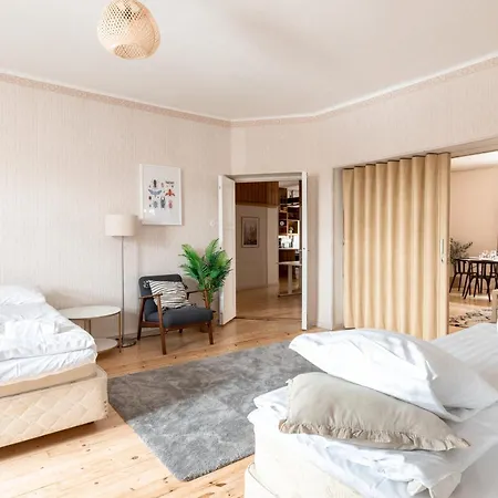 2ndhomes Bright 125m2 4br Center With The Great Views * Helsinki